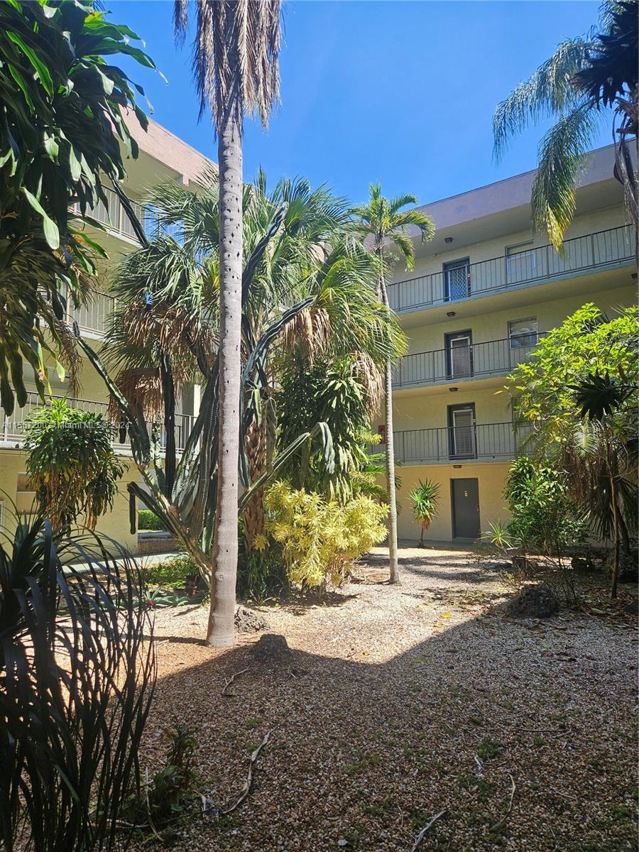 1810 N Lauderdale Ave 2401, North Lauderdale, Florida 33068, 1 Bedroom Bedrooms, ,1 BathroomBathrooms,Residentiallease,For Rent,1810 N Lauderdale Ave 2401,A11567200