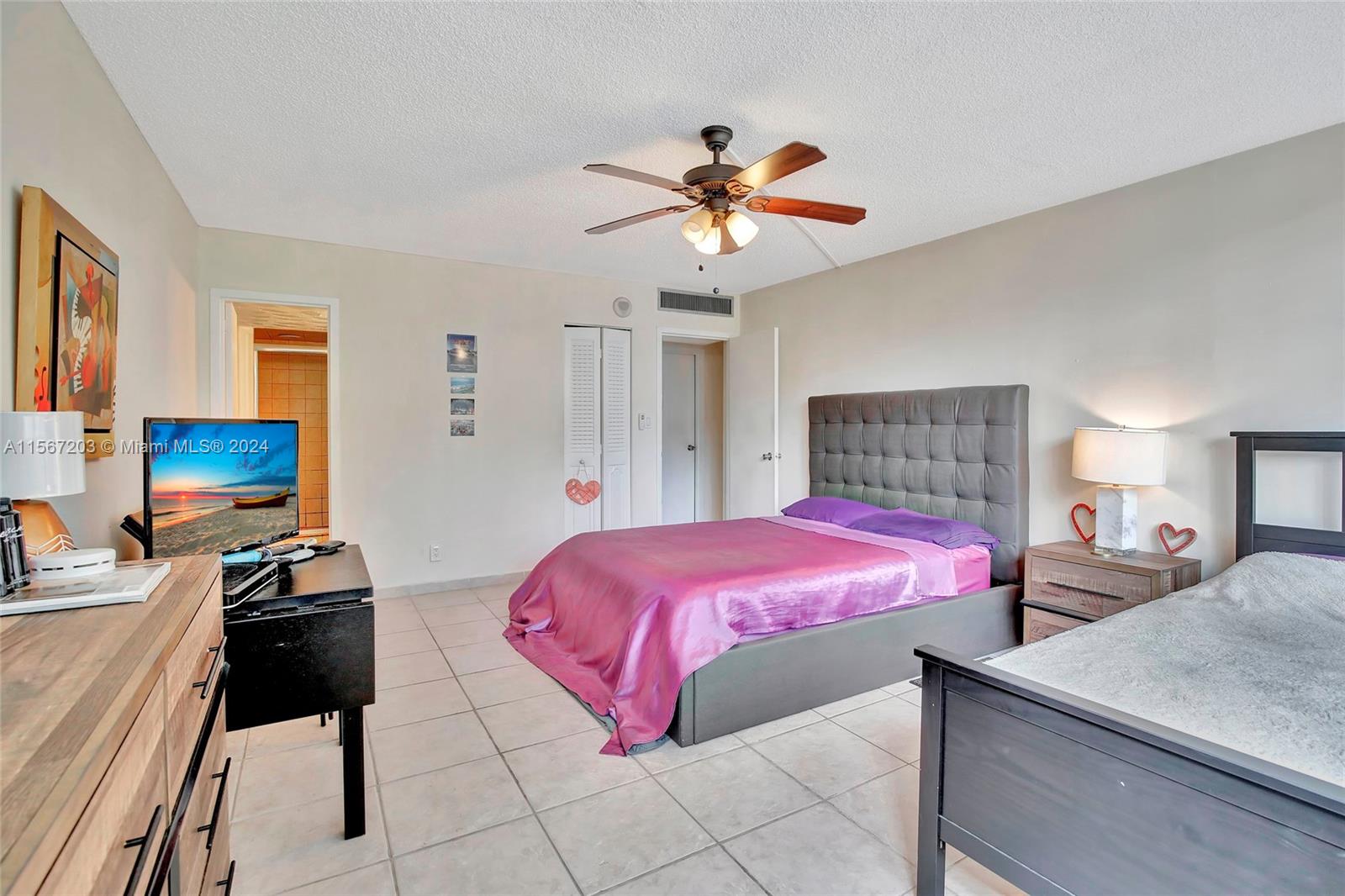 100 Golden Isles Dr 114, Hallandale Beach, Florida 33009, 2 Bedrooms Bedrooms, ,2 BathroomsBathrooms,Residential,For Sale,100 Golden Isles Dr 114,A11567203