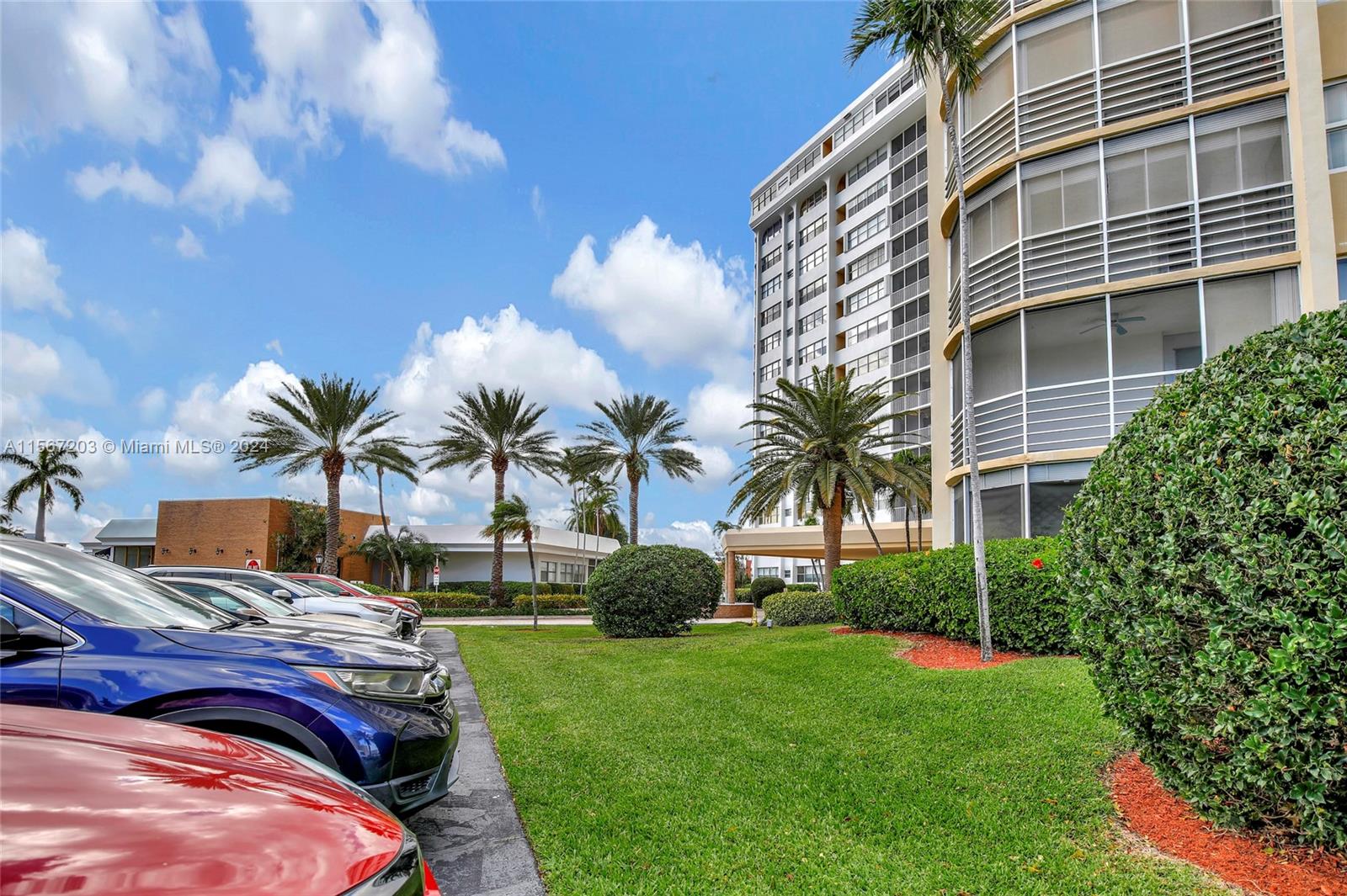 100 Golden Isles Dr 114, Hallandale Beach, Florida 33009, 2 Bedrooms Bedrooms, ,2 BathroomsBathrooms,Residential,For Sale,100 Golden Isles Dr 114,A11567203