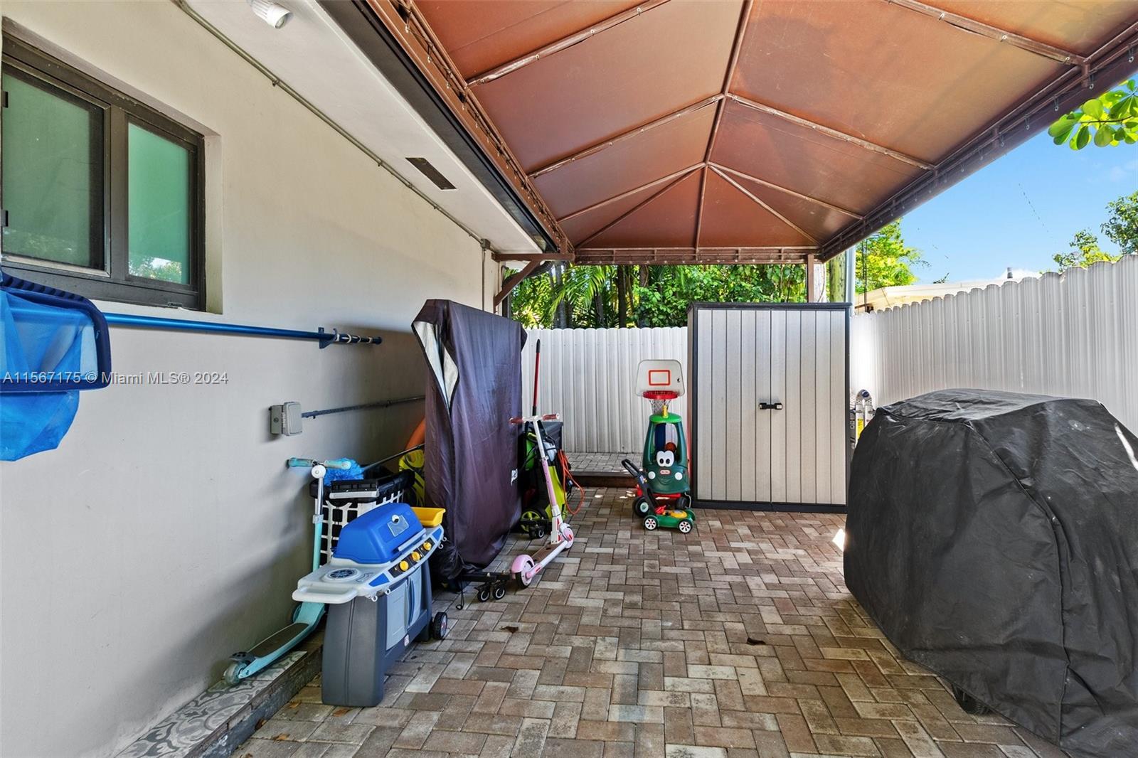 2450 SW 22nd Ter, Miami, Florida 33145, 4 Bedrooms Bedrooms, ,2 BathroomsBathrooms,Residential,For Sale,2450 SW 22nd Ter,A11567175