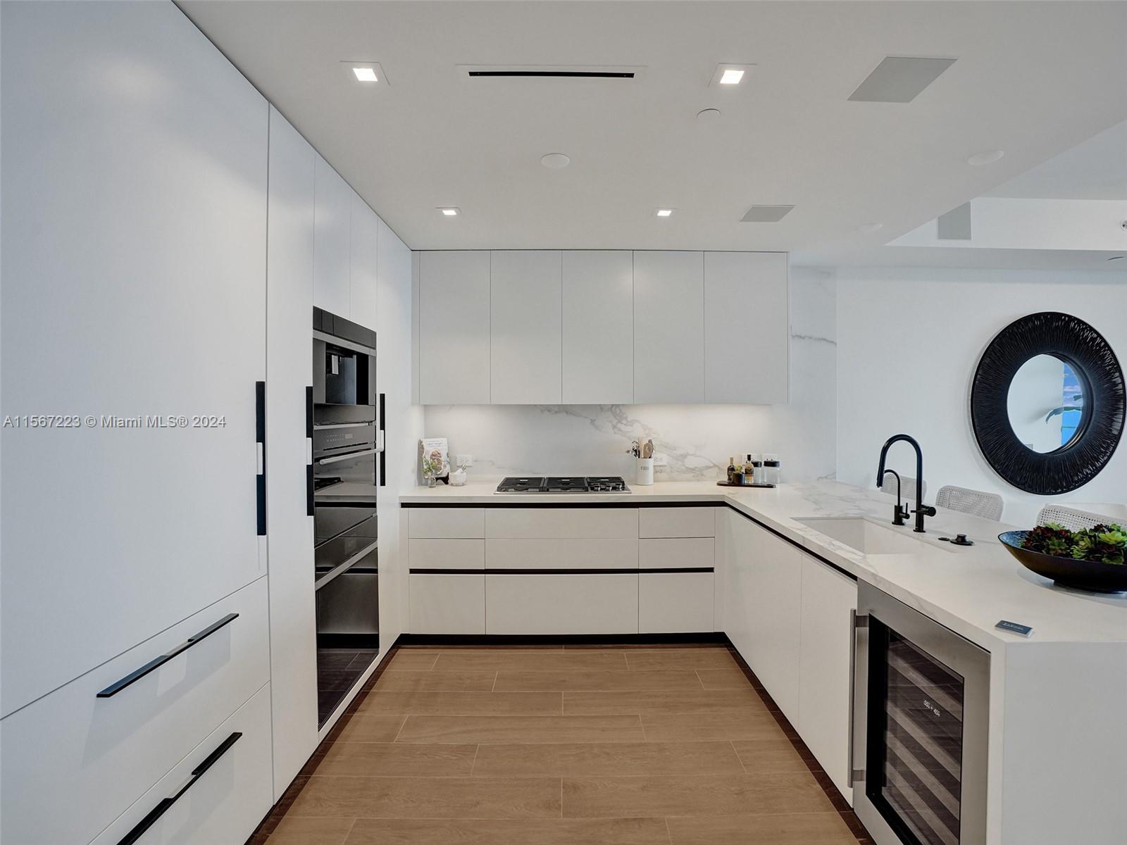 1116 N Ocean Blvd 1801, Pompano Beach, Florida 33062, 3 Bedrooms Bedrooms, ,3 BathroomsBathrooms,Residentiallease,For Rent,1116 N Ocean Blvd 1801,A11567223