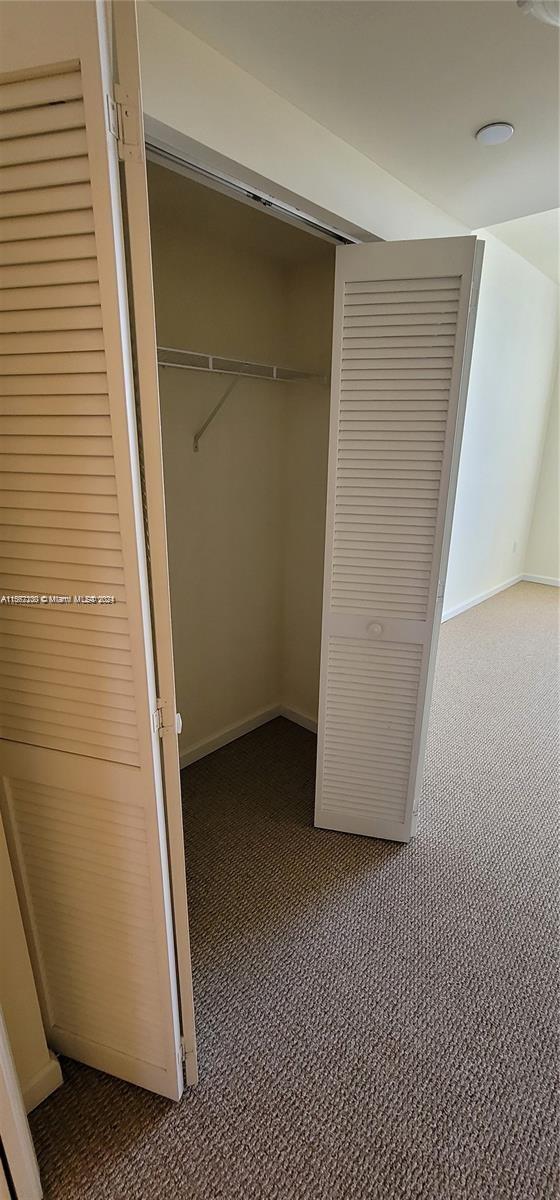 19501 W Country Club Dr 1010, Aventura, Florida 33180, 2 Bedrooms Bedrooms, ,2 BathroomsBathrooms,Residentiallease,For Rent,19501 W Country Club Dr 1010,A11567230