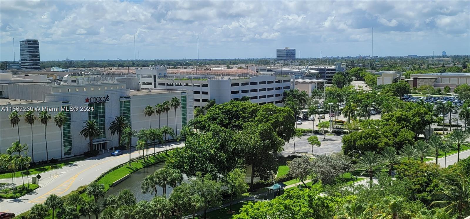 19501 W Country Club Dr 1010, Aventura, Florida 33180, 2 Bedrooms Bedrooms, ,2 BathroomsBathrooms,Residentiallease,For Rent,19501 W Country Club Dr 1010,A11567230
