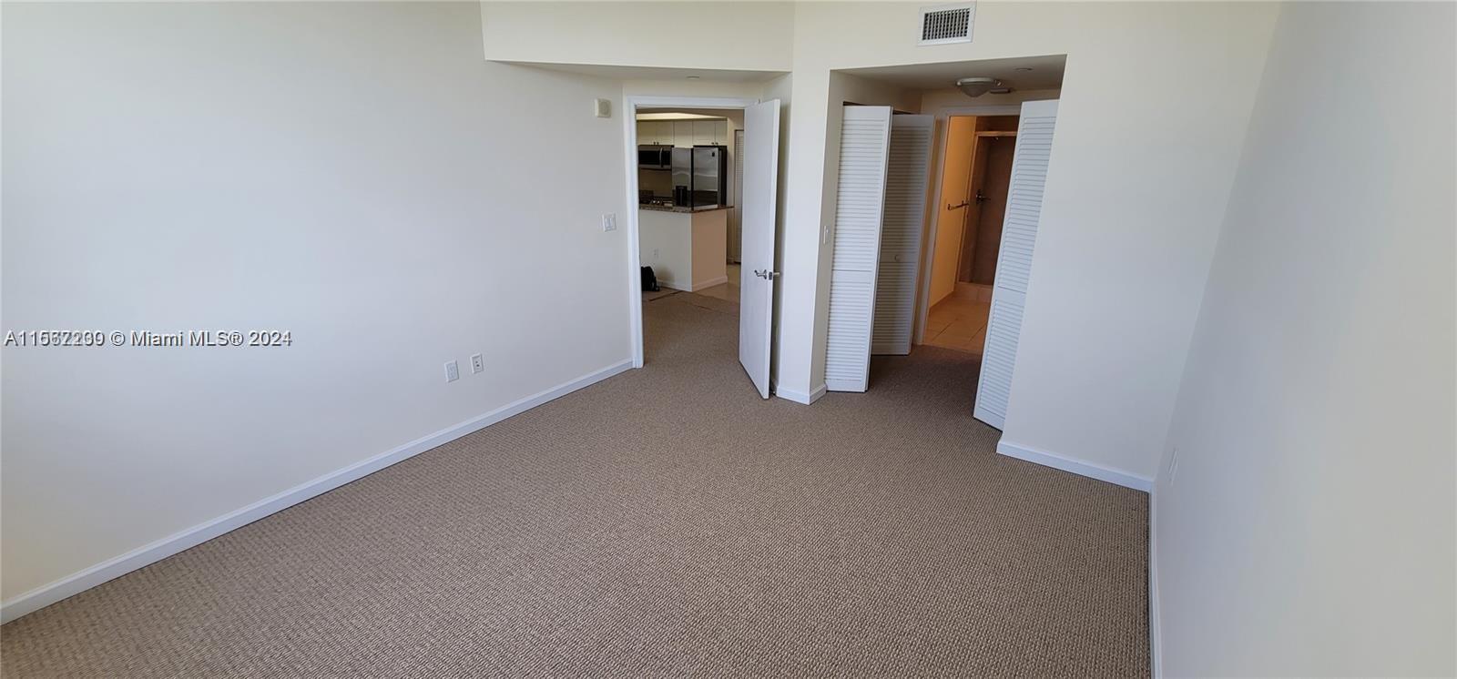 19501 W Country Club Dr 1010, Aventura, Florida 33180, 2 Bedrooms Bedrooms, ,2 BathroomsBathrooms,Residentiallease,For Rent,19501 W Country Club Dr 1010,A11567230
