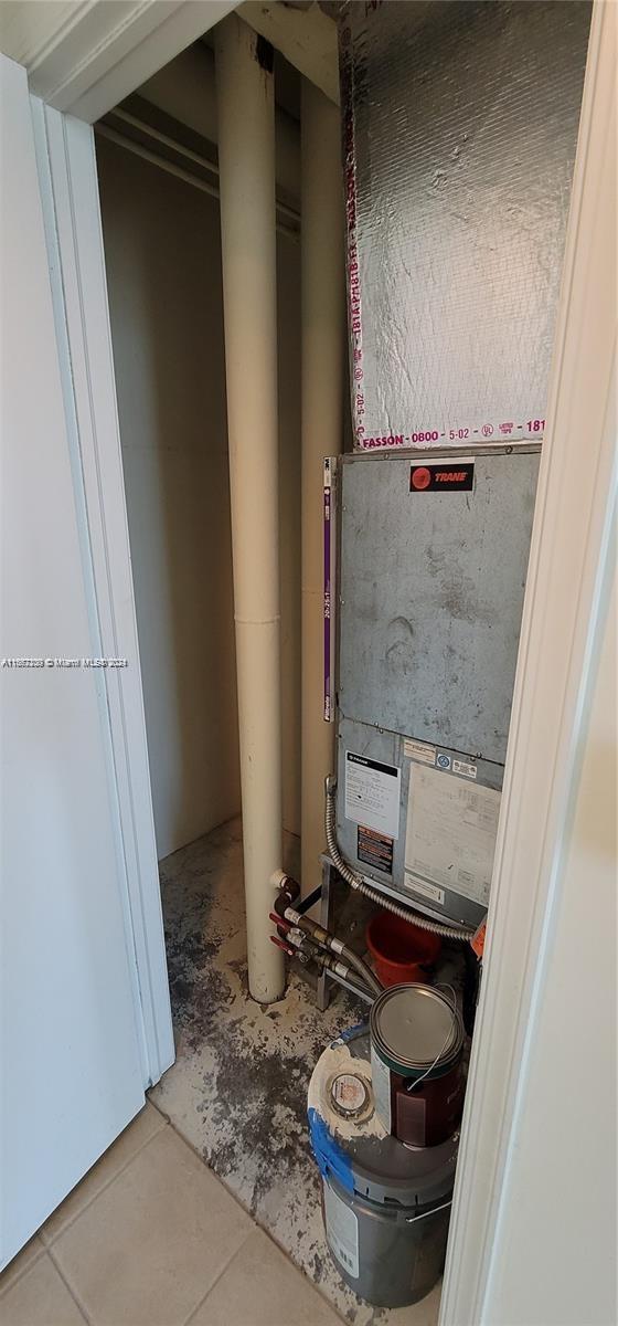 19501 W Country Club Dr 1010, Aventura, Florida 33180, 2 Bedrooms Bedrooms, ,2 BathroomsBathrooms,Residentiallease,For Rent,19501 W Country Club Dr 1010,A11567230