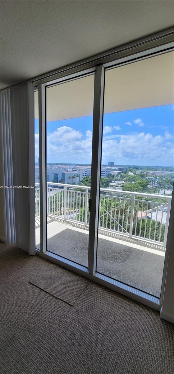 19501 W Country Club Dr 1010, Aventura, Florida 33180, 2 Bedrooms Bedrooms, ,2 BathroomsBathrooms,Residentiallease,For Rent,19501 W Country Club Dr 1010,A11567230