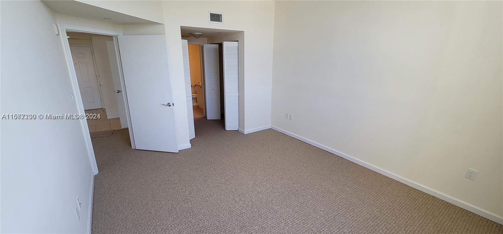 19501 W Country Club Dr 1010, Aventura, Florida 33180, 2 Bedrooms Bedrooms, ,2 BathroomsBathrooms,Residentiallease,For Rent,19501 W Country Club Dr 1010,A11567230