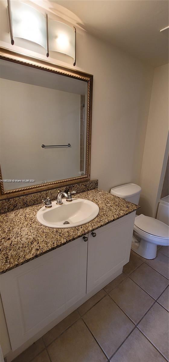 19501 W Country Club Dr 1010, Aventura, Florida 33180, 2 Bedrooms Bedrooms, ,2 BathroomsBathrooms,Residentiallease,For Rent,19501 W Country Club Dr 1010,A11567230