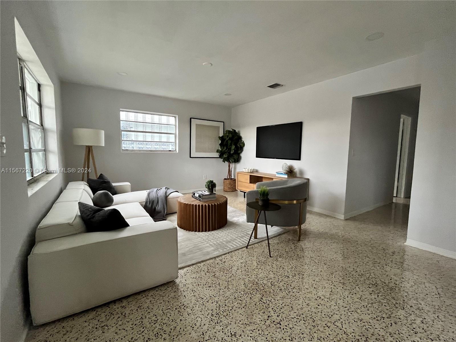1111 NW 65th St 1, Miami, Florida 33150, 3 Bedrooms Bedrooms, ,2 BathroomsBathrooms,Residentiallease,For Rent,1111 NW 65th St 1,A11567220