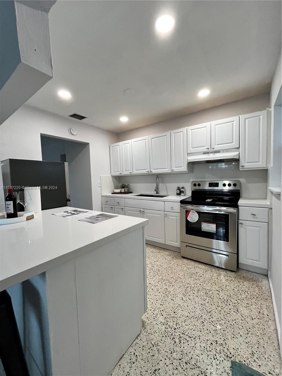 1111 NW 65th St 1, Miami, Florida 33150, 3 Bedrooms Bedrooms, ,2 BathroomsBathrooms,Residentiallease,For Rent,1111 NW 65th St 1,A11567220