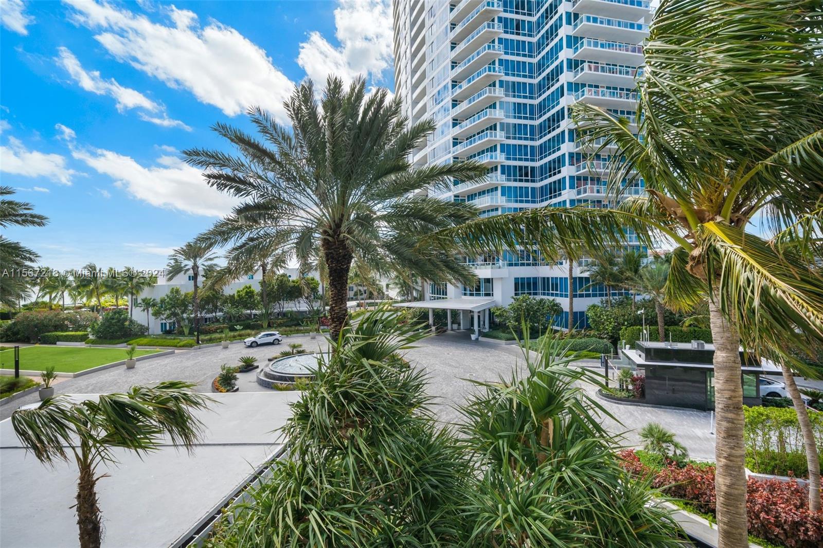 50 S Pointe Dr 607, Miami Beach, Florida 33139, ,1 BathroomBathrooms,Residentiallease,For Rent,50 S Pointe Dr 607,A11567213