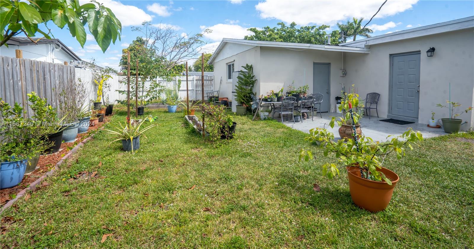 8000 NW 174th Ter, Hialeah, Florida 33015, 4 Bedrooms Bedrooms, ,2 BathroomsBathrooms,Residential,For Sale,8000 NW 174th Ter,A11567240