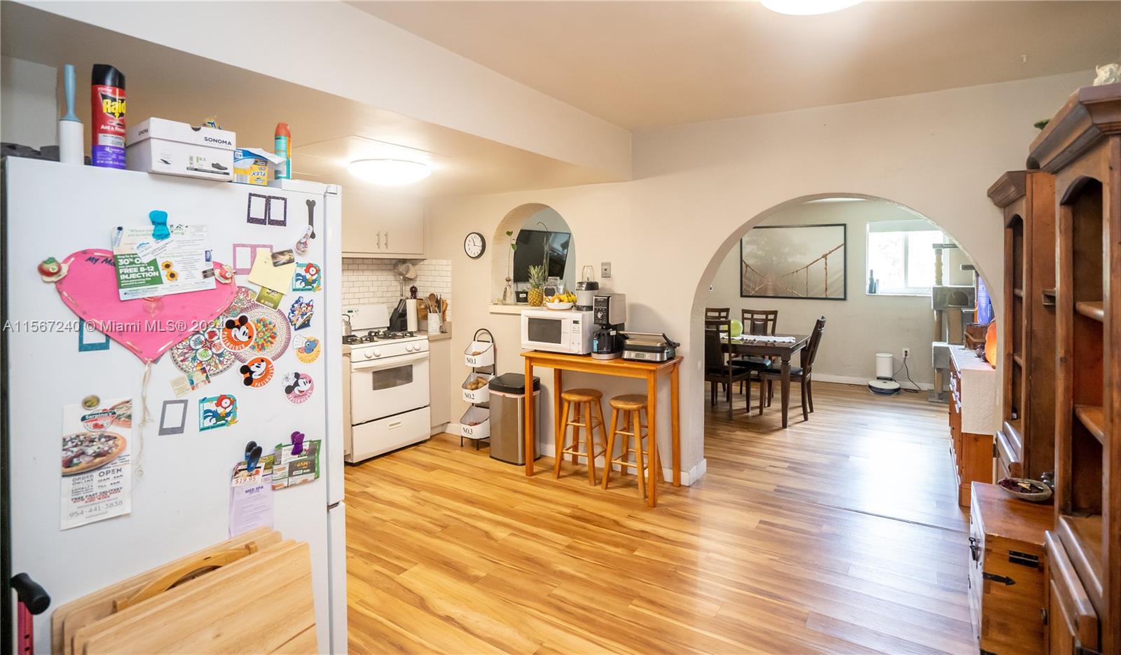 8000 NW 174th Ter, Hialeah, Florida 33015, 4 Bedrooms Bedrooms, ,2 BathroomsBathrooms,Residential,For Sale,8000 NW 174th Ter,A11567240