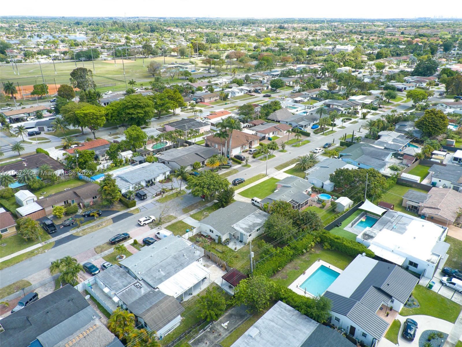 8000 NW 174th Ter, Hialeah, Florida 33015, 4 Bedrooms Bedrooms, ,2 BathroomsBathrooms,Residential,For Sale,8000 NW 174th Ter,A11567240