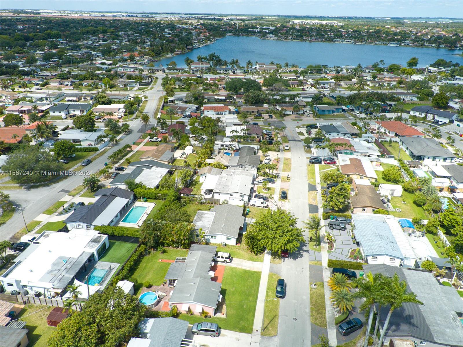 8000 NW 174th Ter, Hialeah, Florida 33015, 4 Bedrooms Bedrooms, ,2 BathroomsBathrooms,Residential,For Sale,8000 NW 174th Ter,A11567240