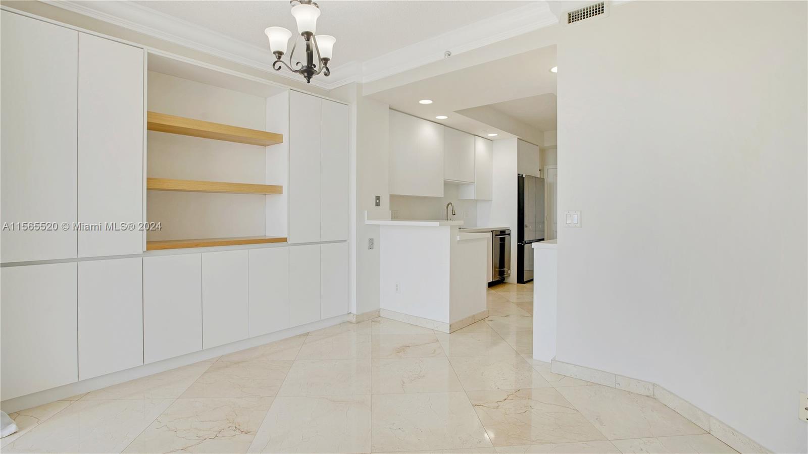 21050 NE 38th Ave 1102, Aventura, Florida 33180, 3 Bedrooms Bedrooms, ,2 BathroomsBathrooms,Residential,For Sale,21050 NE 38th Ave 1102,A11565520