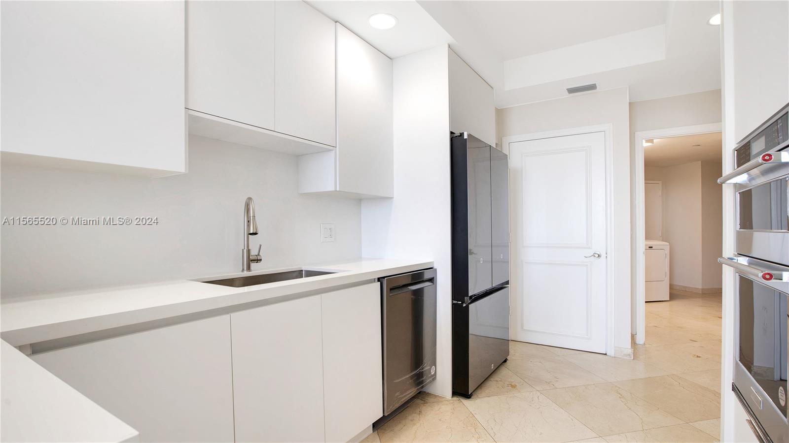 21050 NE 38th Ave 1102, Aventura, Florida 33180, 3 Bedrooms Bedrooms, ,2 BathroomsBathrooms,Residential,For Sale,21050 NE 38th Ave 1102,A11565520