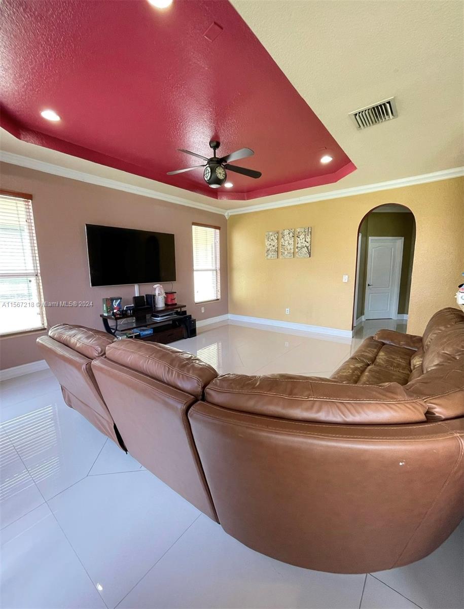 2218 Portofino Ave, Homestead, Florida 33033, 5 Bedrooms Bedrooms, ,3 BathroomsBathrooms,Residential,For Sale,2218 Portofino Ave,A11567218