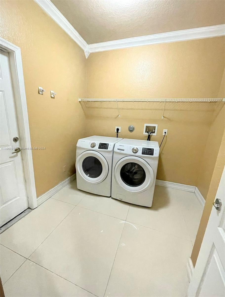 2218 Portofino Ave, Homestead, Florida 33033, 5 Bedrooms Bedrooms, ,3 BathroomsBathrooms,Residential,For Sale,2218 Portofino Ave,A11567218