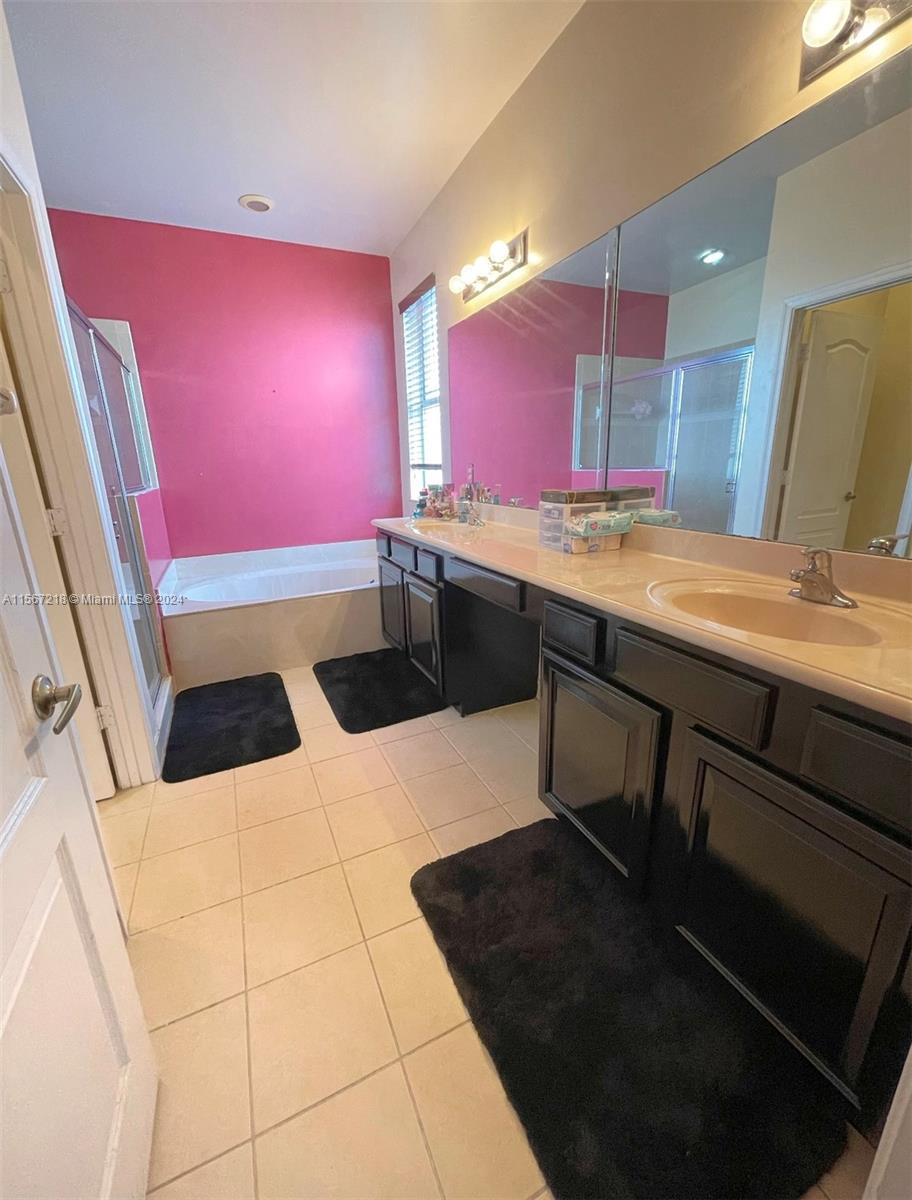 2218 Portofino Ave, Homestead, Florida 33033, 5 Bedrooms Bedrooms, ,3 BathroomsBathrooms,Residential,For Sale,2218 Portofino Ave,A11567218