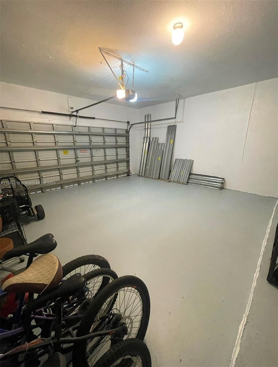 2218 Portofino Ave, Homestead, Florida 33033, 5 Bedrooms Bedrooms, ,3 BathroomsBathrooms,Residential,For Sale,2218 Portofino Ave,A11567218