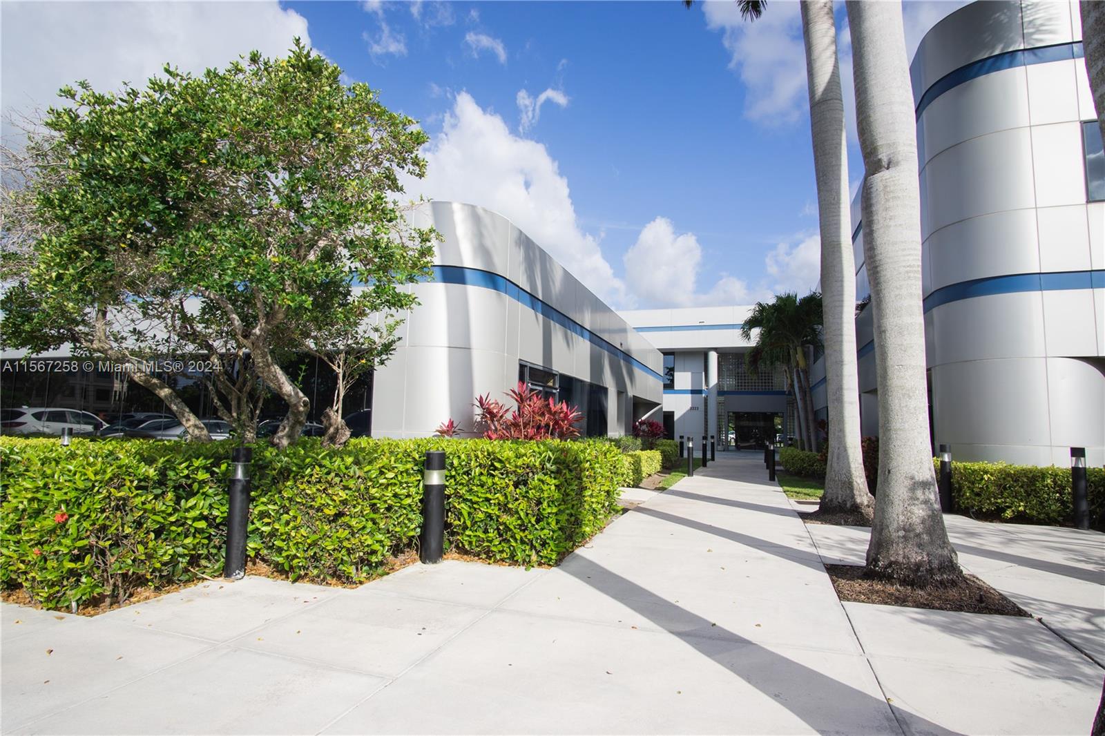 3333 W Commercial Blvd #111B For Sale A11567258, FL