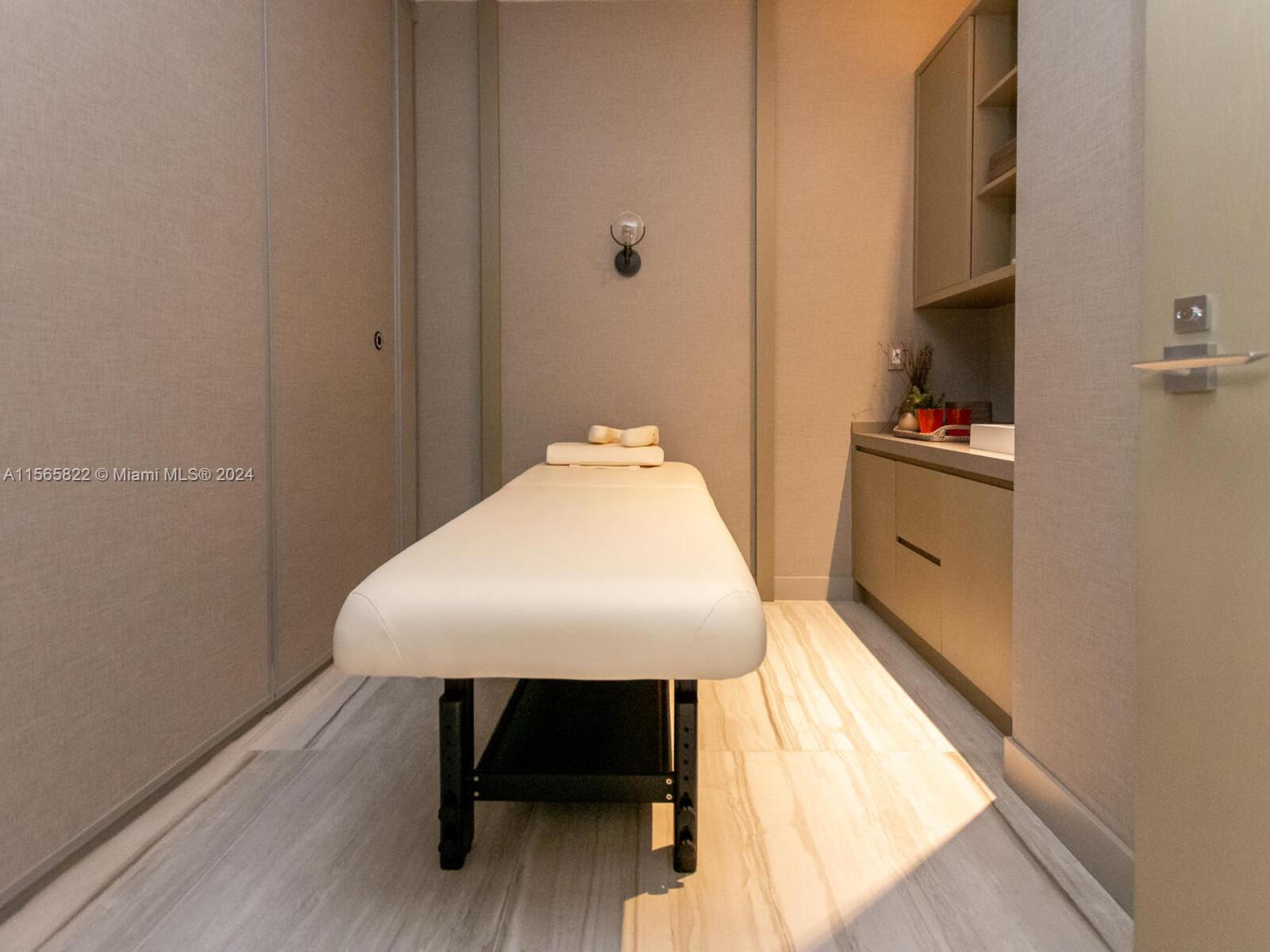 4010 S OCEAN DRIVE T 4005, Hollywood, Florida 33019, 2 Bedrooms Bedrooms, ,2 BathroomsBathrooms,Residential,For Sale,4010 S OCEAN DRIVE T 4005,A11565822