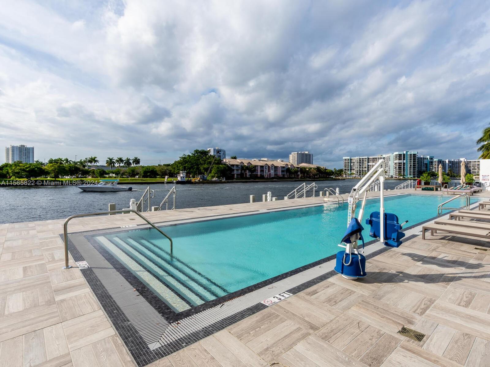 4010 S OCEAN DRIVE T 4005, Hollywood, Florida 33019, 2 Bedrooms Bedrooms, ,2 BathroomsBathrooms,Residential,For Sale,4010 S OCEAN DRIVE T 4005,A11565822