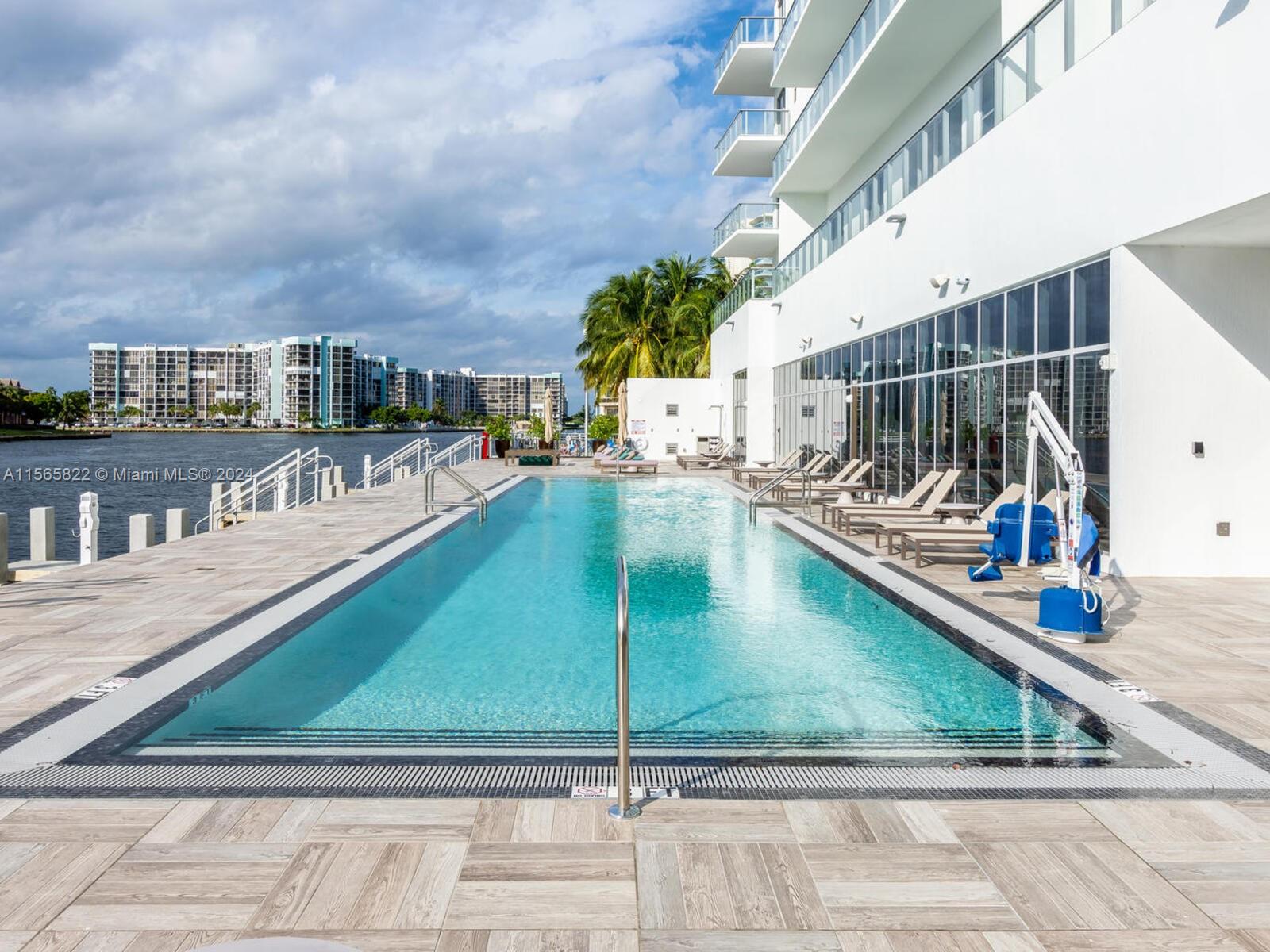 4010 S OCEAN DRIVE T 4005, Hollywood, Florida 33019, 2 Bedrooms Bedrooms, ,2 BathroomsBathrooms,Residential,For Sale,4010 S OCEAN DRIVE T 4005,A11565822