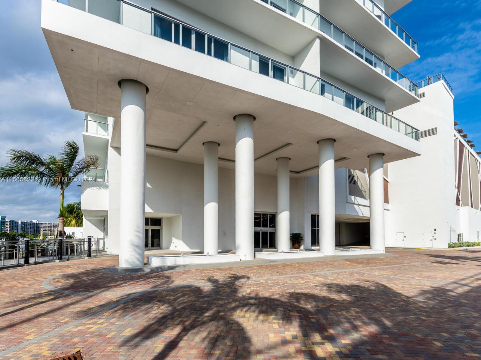 4010 S OCEAN DRIVE T 4005, Hollywood, Florida 33019, 2 Bedrooms Bedrooms, ,2 BathroomsBathrooms,Residential,For Sale,4010 S OCEAN DRIVE T 4005,A11565822