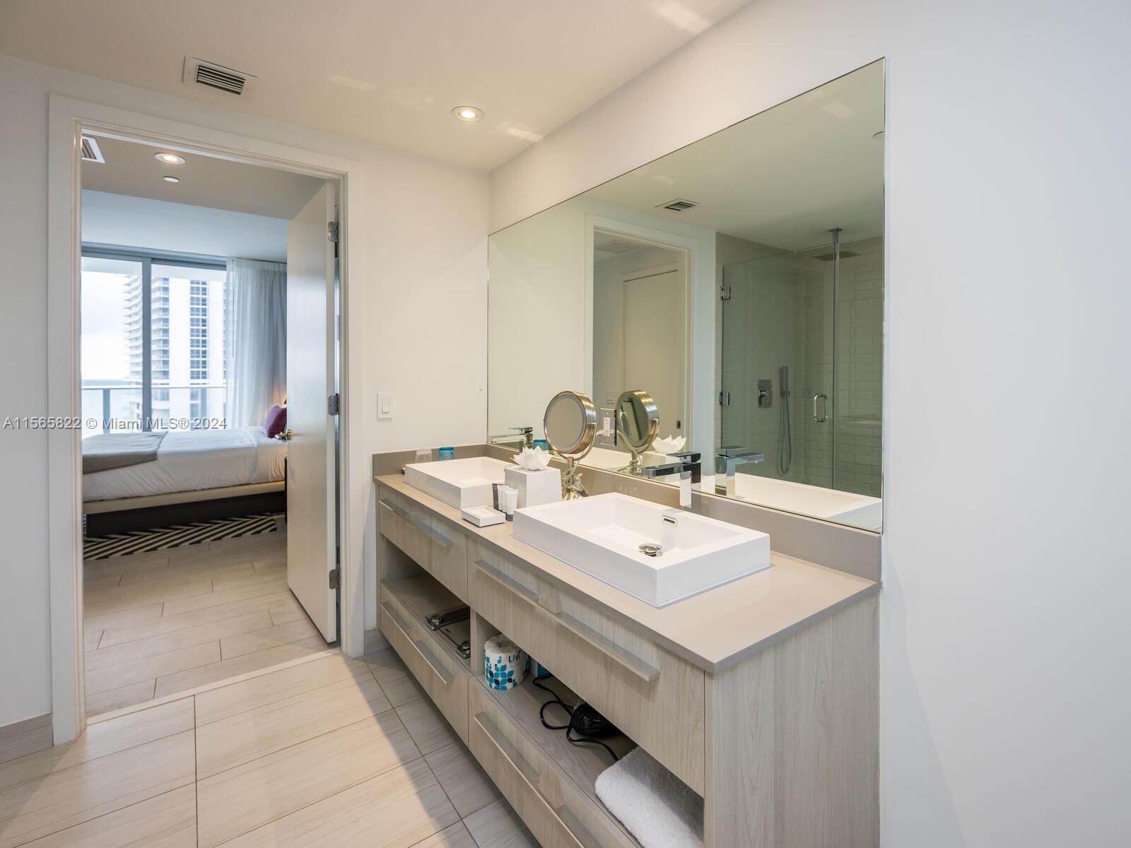 4010 S OCEAN DRIVE T 4005, Hollywood, Florida 33019, 2 Bedrooms Bedrooms, ,2 BathroomsBathrooms,Residential,For Sale,4010 S OCEAN DRIVE T 4005,A11565822