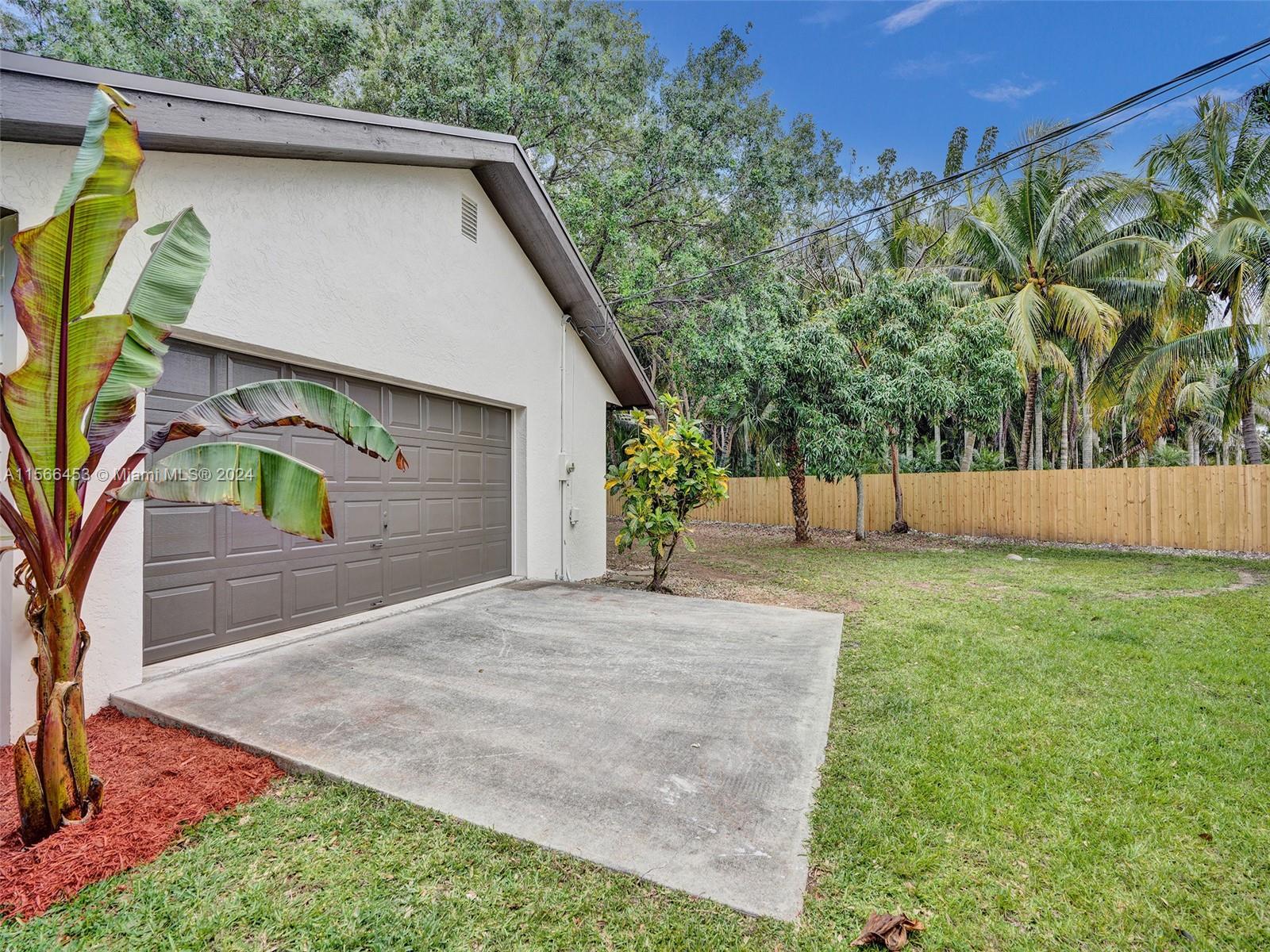 Lots of Space on 1.47 Acres