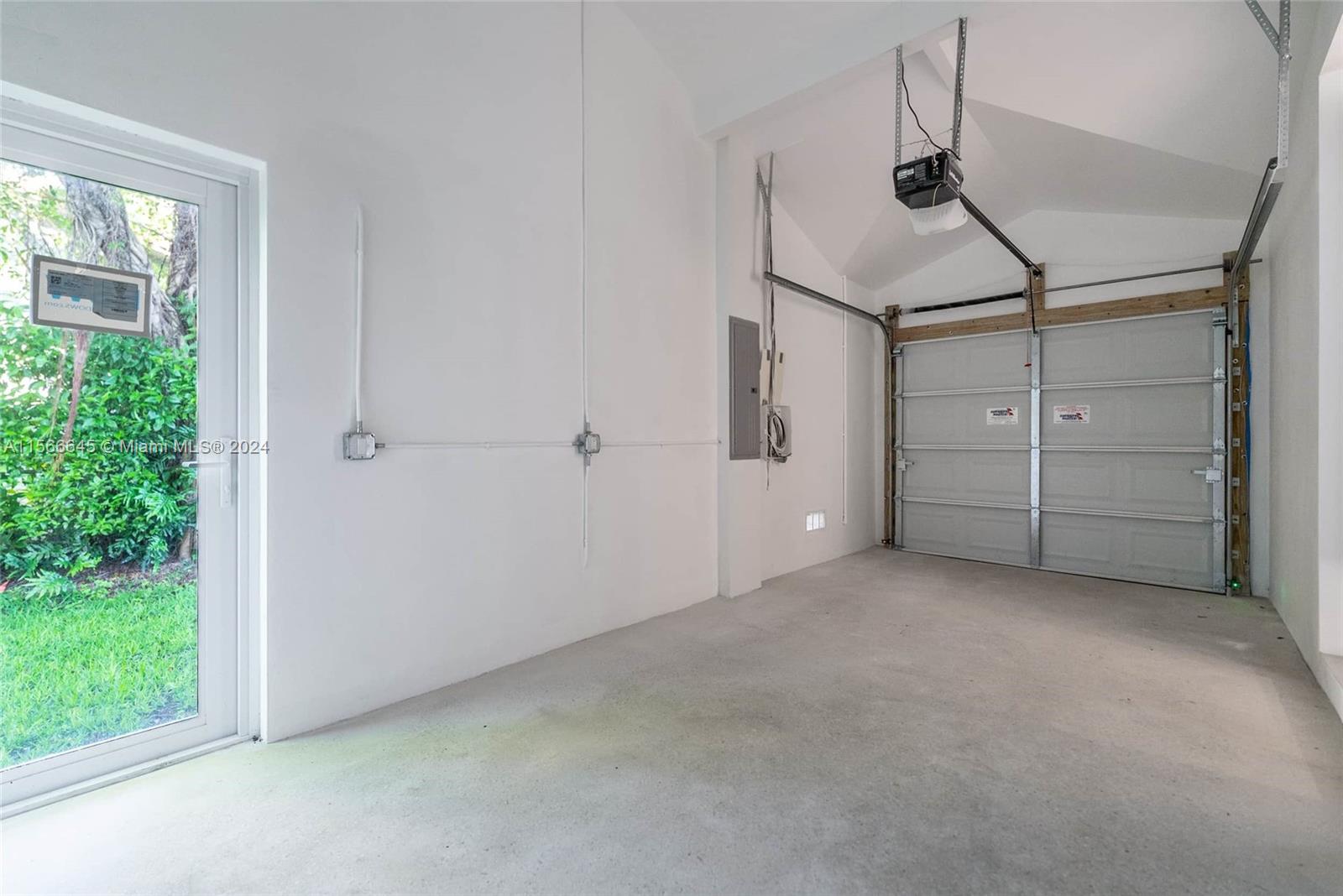 1020 NE 92nd St 1020, Miami Shores, Florida 33138, 3 Bedrooms Bedrooms, ,3 BathroomsBathrooms,Residentiallease,For Rent,1020 NE 92nd St 1020,A11566645