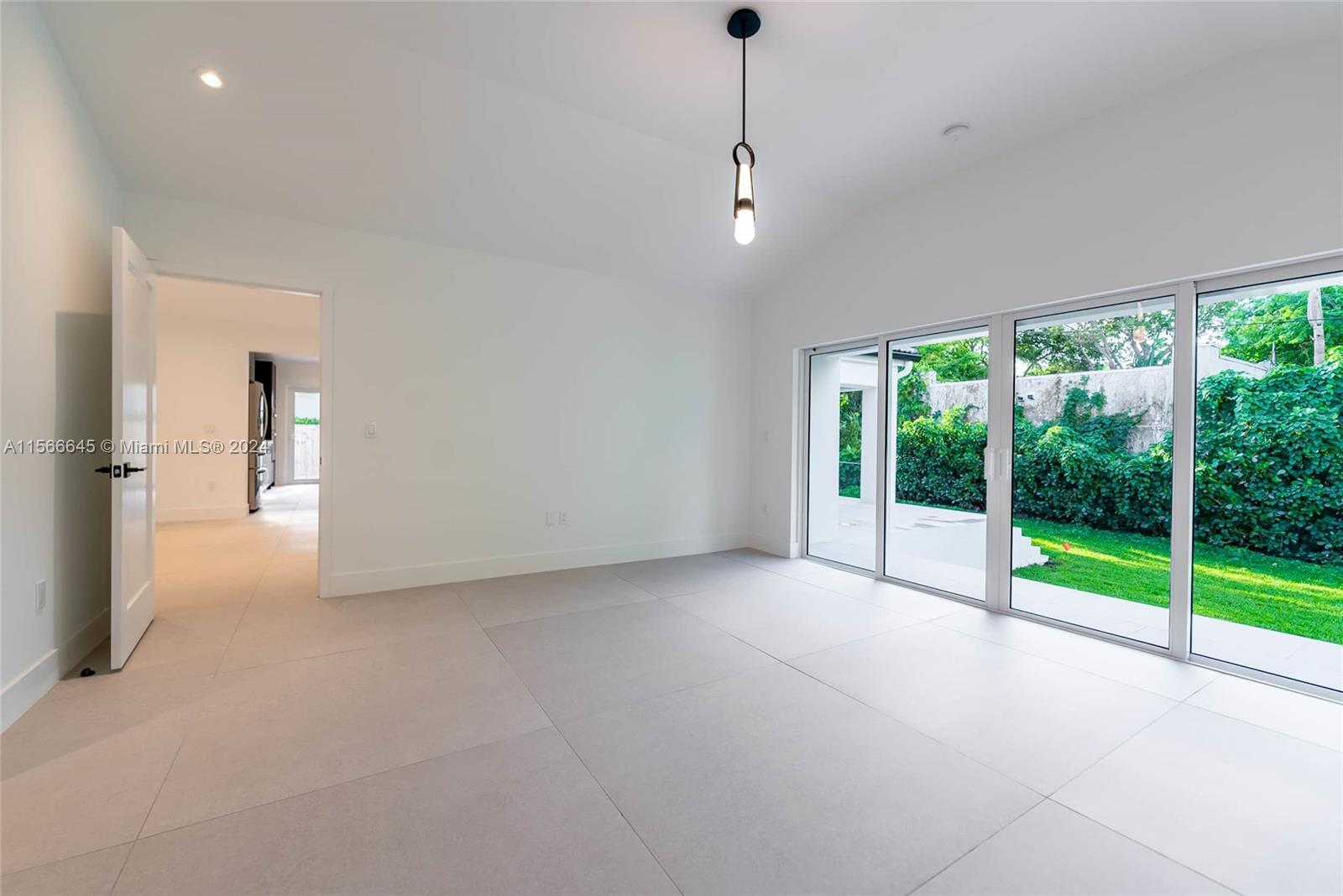 1020 NE 92nd St 1020, Miami Shores, Florida 33138, 3 Bedrooms Bedrooms, ,3 BathroomsBathrooms,Residentiallease,For Rent,1020 NE 92nd St 1020,A11566645