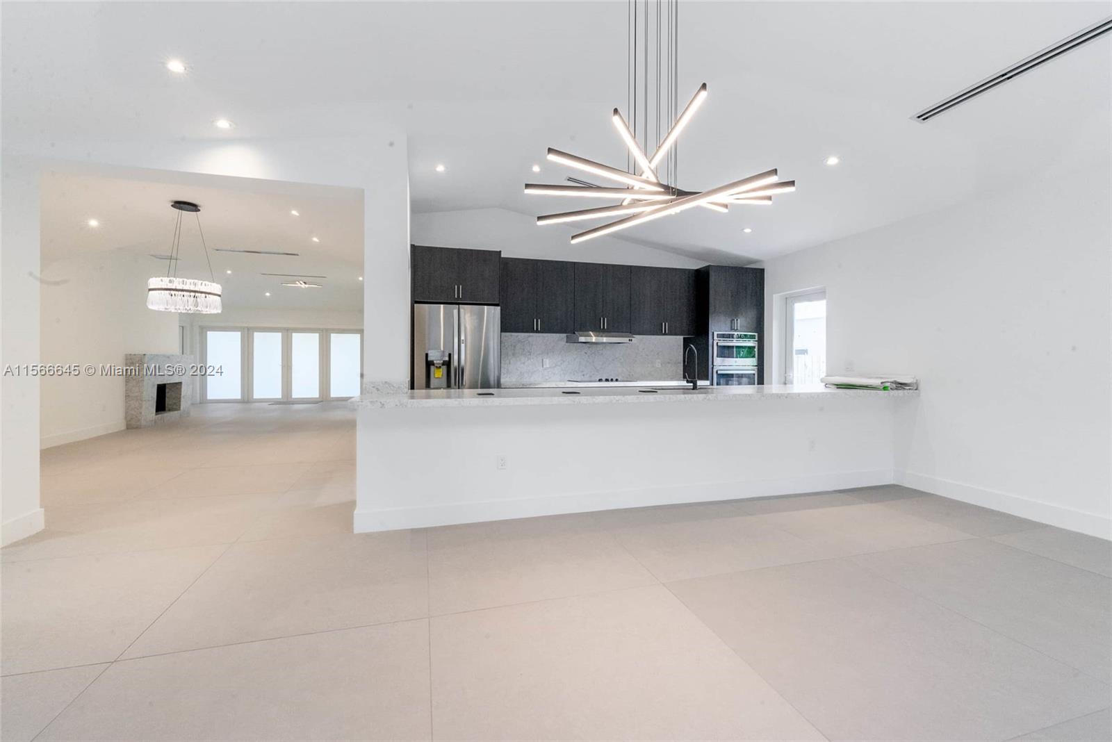 1020 NE 92nd St 1020, Miami Shores, Florida 33138, 3 Bedrooms Bedrooms, ,3 BathroomsBathrooms,Residentiallease,For Rent,1020 NE 92nd St 1020,A11566645