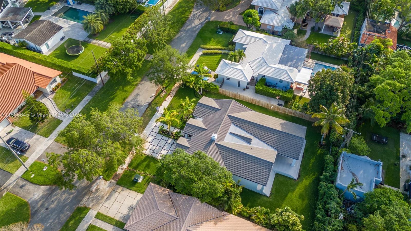 1020 NE 92nd St 1020, Miami Shores, Florida 33138, 3 Bedrooms Bedrooms, ,3 BathroomsBathrooms,Residentiallease,For Rent,1020 NE 92nd St 1020,A11566645