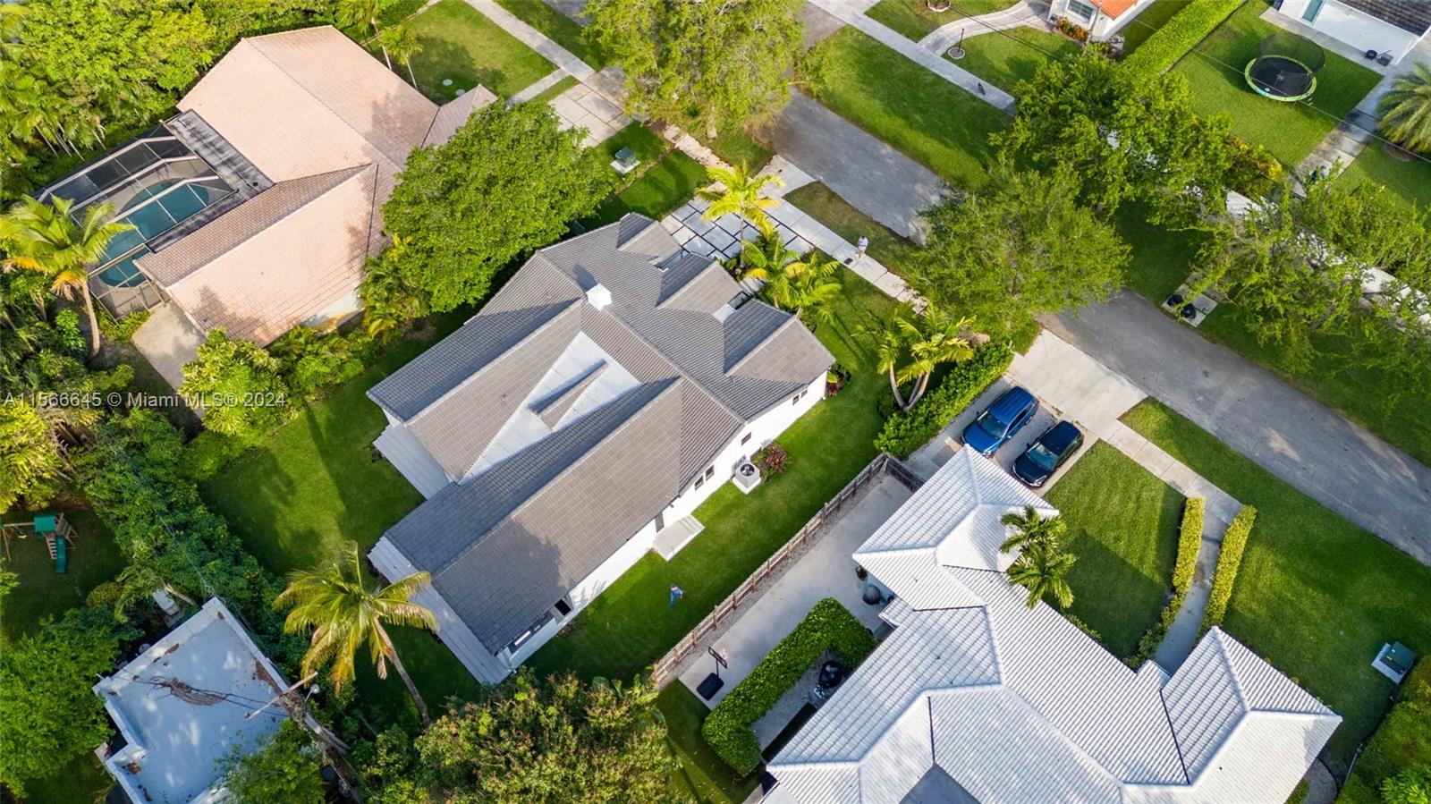 1020 NE 92nd St 1020, Miami Shores, Florida 33138, 3 Bedrooms Bedrooms, ,3 BathroomsBathrooms,Residentiallease,For Rent,1020 NE 92nd St 1020,A11566645