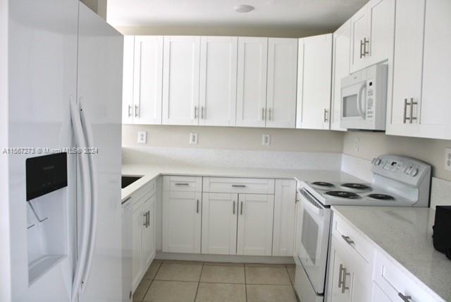 15747 SW 298th Ter, Homestead, Florida 33033, 3 Bedrooms Bedrooms, ,2 BathroomsBathrooms,Residentiallease,For Rent,15747 SW 298th Ter,A11567273