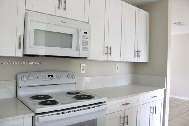 15747 SW 298th Ter, Homestead, Florida 33033, 3 Bedrooms Bedrooms, ,2 BathroomsBathrooms,Residentiallease,For Rent,15747 SW 298th Ter,A11567273