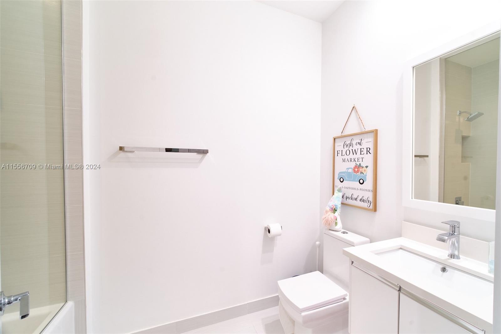 10518 NW 66th St 10518, Doral, Florida 33178, 4 Bedrooms Bedrooms, ,4 BathroomsBathrooms,Residential,For Sale,10518 NW 66th St 10518,A11556709