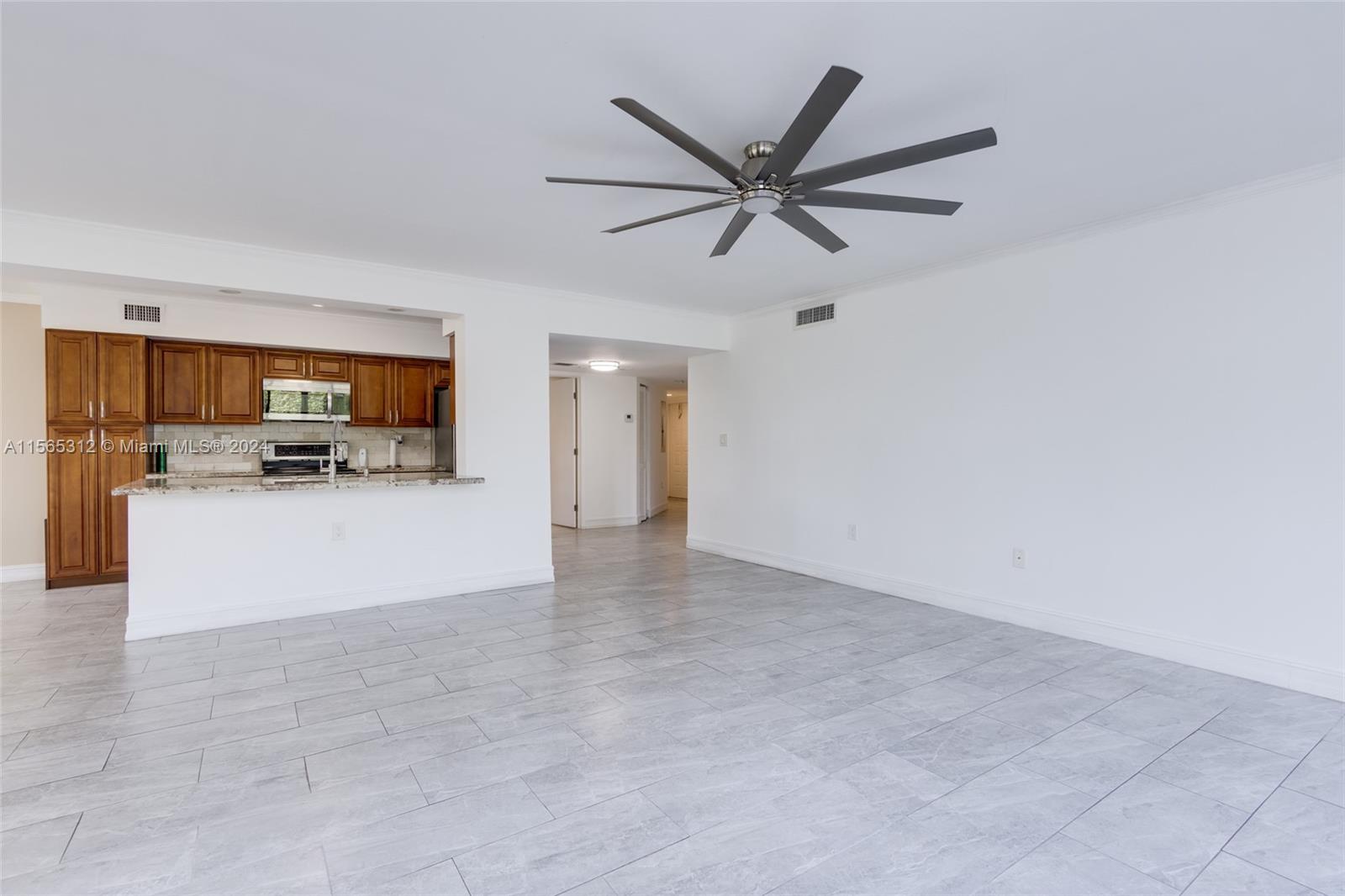 1460 Sheridan St 2D, Hollywood, Florida 33020, 2 Bedrooms Bedrooms, ,2 BathroomsBathrooms,Residential,For Sale,1460 Sheridan St 2D,A11565312