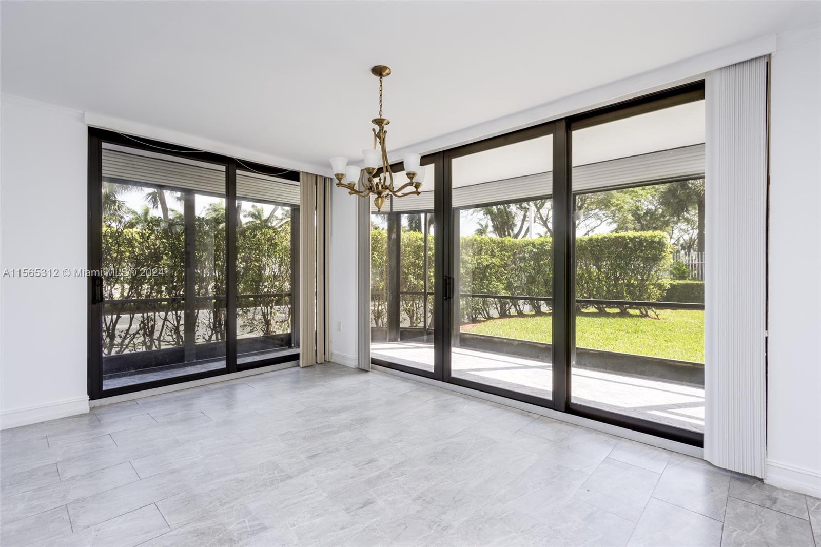 1460 Sheridan St 2D, Hollywood, Florida 33020, 2 Bedrooms Bedrooms, ,2 BathroomsBathrooms,Residential,For Sale,1460 Sheridan St 2D,A11565312