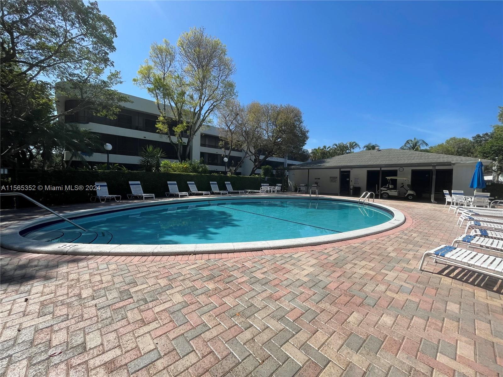 1410 Sheridan St 27I, Hollywood, Florida 33020, 2 Bedrooms Bedrooms, ,2 BathroomsBathrooms,Residential,For Sale,1410 Sheridan St 27I,A11565352