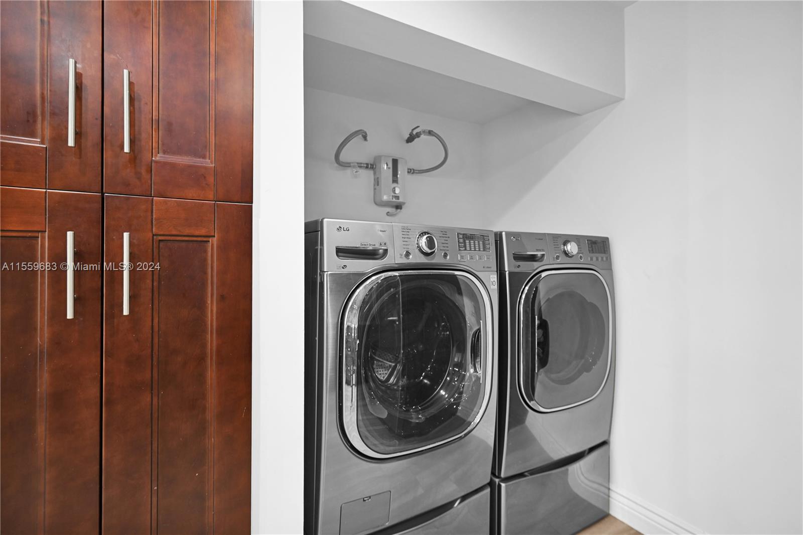 6745 NW 169th St 10F, Hialeah, Florida 33015, 3 Bedrooms Bedrooms, ,2 BathroomsBathrooms,Residential,For Sale,6745 NW 169th St 10F,A11559683