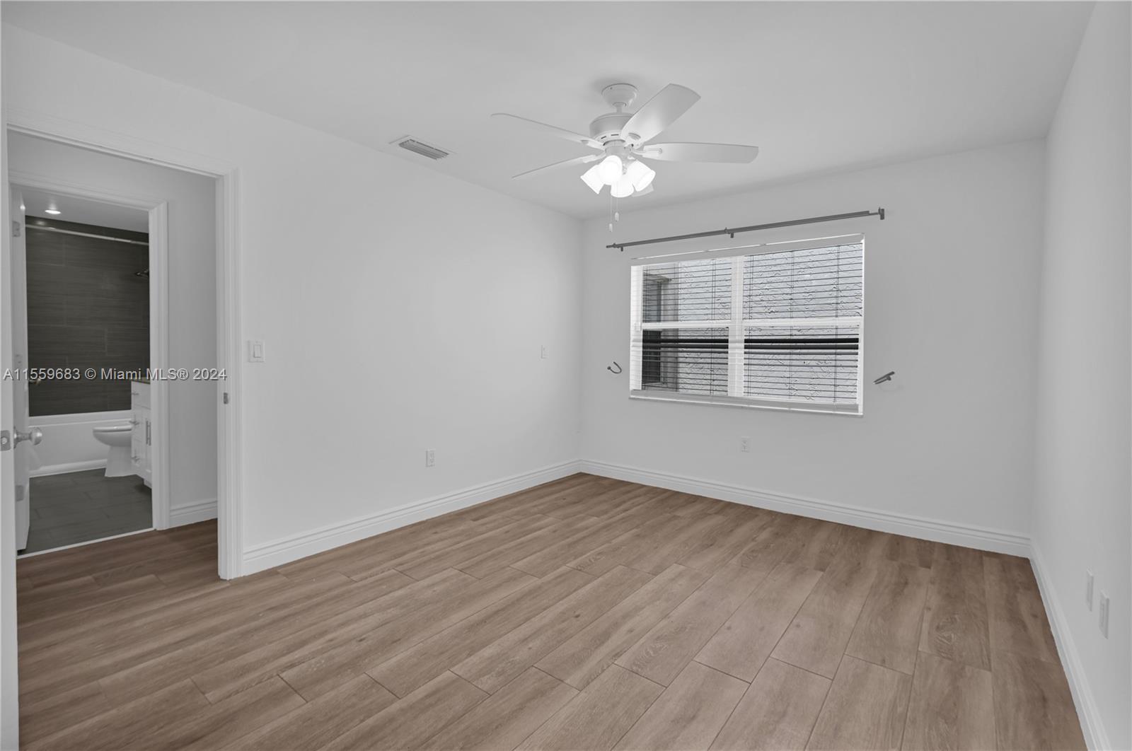 6745 NW 169th St 10F, Hialeah, Florida 33015, 3 Bedrooms Bedrooms, ,2 BathroomsBathrooms,Residential,For Sale,6745 NW 169th St 10F,A11559683