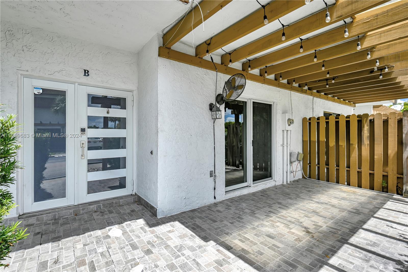 6745 NW 169th St 10F, Hialeah, Florida 33015, 3 Bedrooms Bedrooms, ,2 BathroomsBathrooms,Residential,For Sale,6745 NW 169th St 10F,A11559683