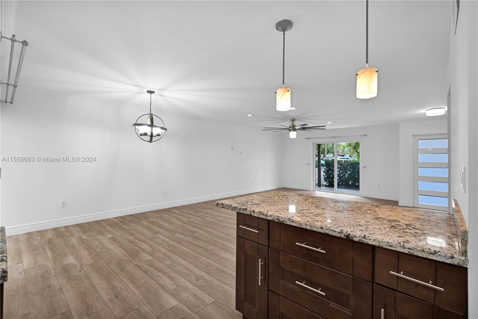 6745 NW 169th St 10F, Hialeah, Florida 33015, 3 Bedrooms Bedrooms, ,2 BathroomsBathrooms,Residential,For Sale,6745 NW 169th St 10F,A11559683