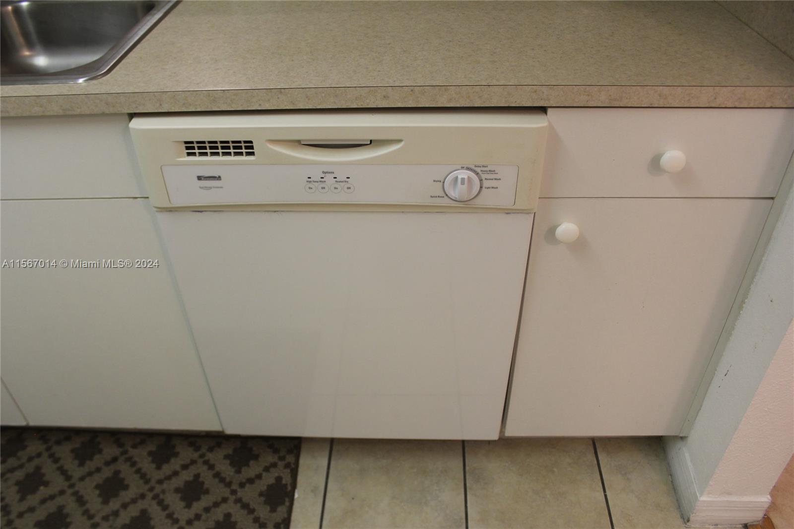 1627 NW 18th St 205, Miami, Florida 33125, 2 Bedrooms Bedrooms, ,2 BathroomsBathrooms,Residential,For Sale,1627 NW 18th St 205,A11567014