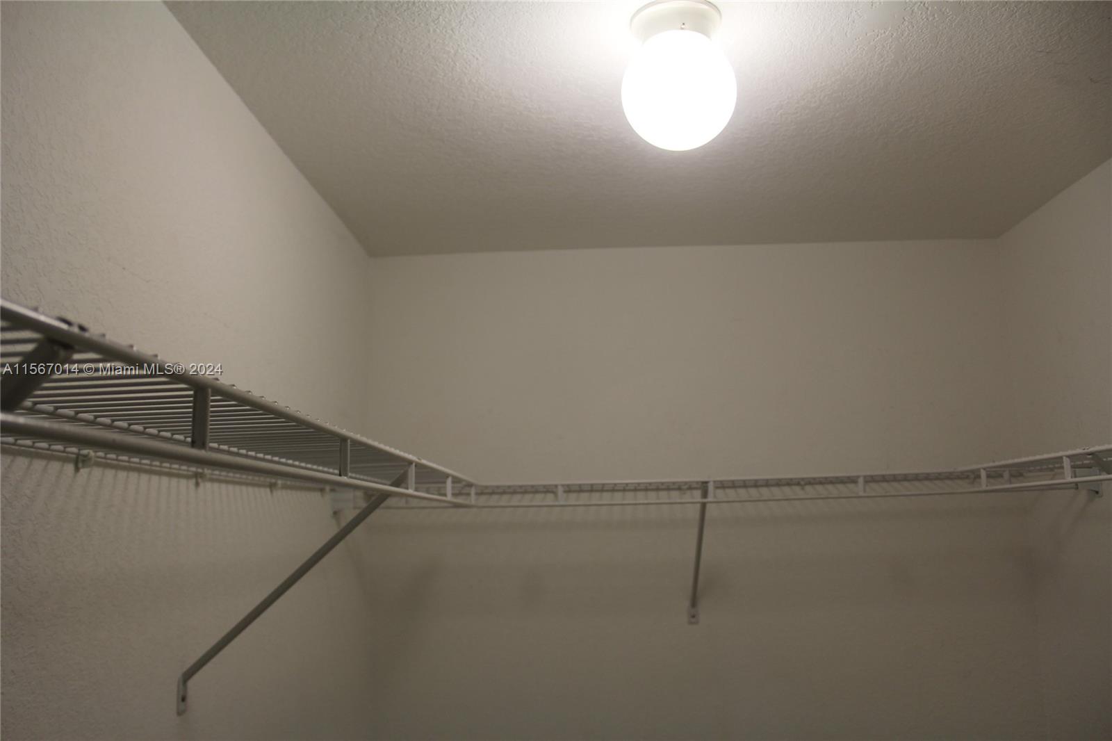 1627 NW 18th St 205, Miami, Florida 33125, 2 Bedrooms Bedrooms, ,2 BathroomsBathrooms,Residential,For Sale,1627 NW 18th St 205,A11567014