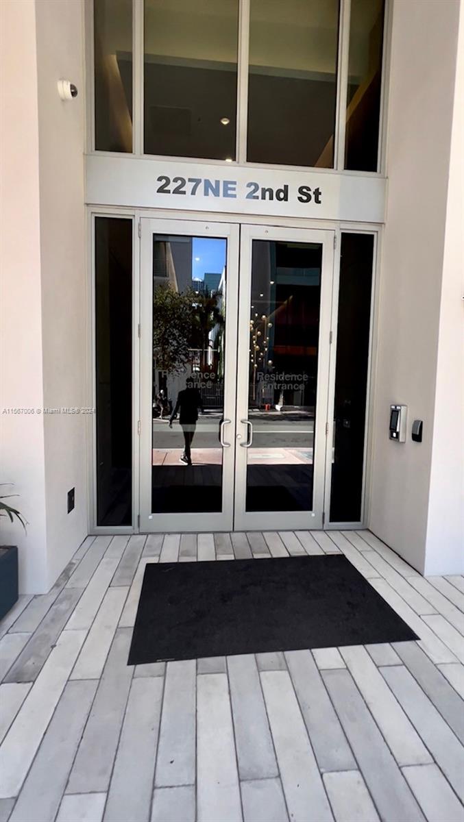227 NE 2nd St 2211, Miami, Florida 33132, ,1 BathroomBathrooms,Residentiallease,For Rent,227 NE 2nd St 2211,A11567006